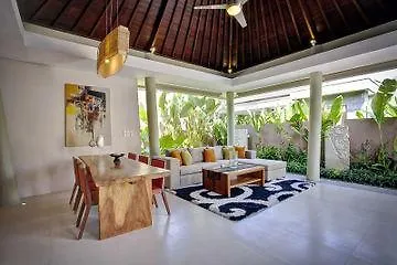 Hotel The Kasih &